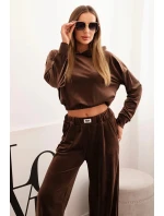 Dámský teplákový komplet z veluru se širokými nohavicemi a mikinou s kapucí hnědý