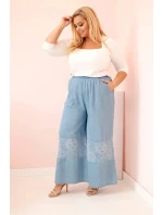 Dámské kalhoty Plus Size se širokými nohavicemi a etnickou výšivkou světle džínové