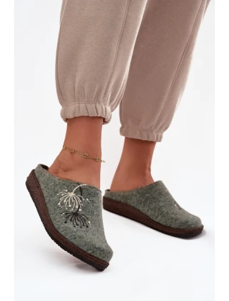 Pantofle model 220064 Step in style