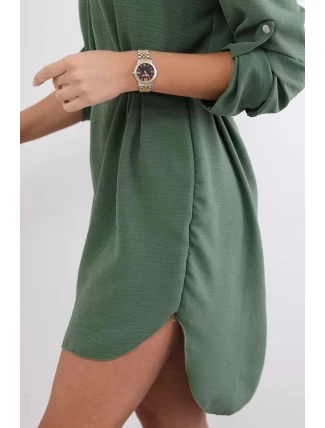 Šaty s delšími zády a pásem khaki