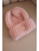 Dámská souprava čepice a šály zimní nadýchaná s ozdobným emblémem černá Dámská souprava čepice a šály zimní nadýchaná s ozdobným emblémem černá