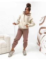 Hrubší dvoubarevná dámská tepláková souprava v barvě cappuccino (VE102) Hrubší dvoubarevná dámská tepláková souprava v barvě cappuccino (VE102)