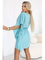 287-40 SOFIA Motýlí šaty se zavazováním v pase - pastelově tyrkysové 287-40 SOFIA Motýlí šaty se zavazováním v pase - pastelově tyrkysové