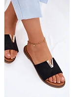 Dámské ploché nazouváky s ozdobným detailem V Černé Nelmira