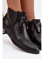 Dámské kožené boty na nízkém podpatku Zazoo – černé