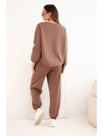 Dámský máslový komplet s volnou mikinou a kalhotami s nápisem LOVE čokoládový