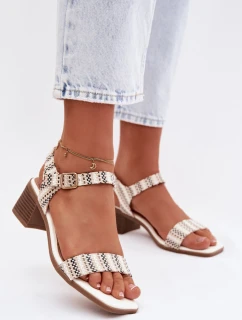 Sandály na podpatku  model 225111 Step in style