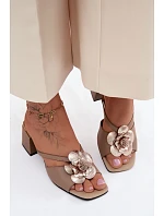 Klapky na podpatku model 228378 Step in style