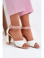 Dámské lakované sandály na sloupku - bílé Vinceza