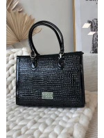 Lakovaná kabelka s vyraženým vzorem NOBO BAG6150-M20 Černá