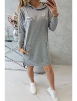 Neomezené šedé šaty