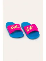 Pantofle KW0KW01028-CEU modrorůžová - Calvin Klein