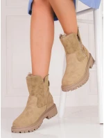 Pohodlné kotníčkové boty hnědé dámské na plochém podpatku Pohodlné kotníčkové boty hnědé dámské na plochém podpatku