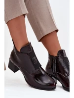 Dámské zateplené lakované kotníkové botky na blokovém podpatku s ozdobným detailem – bordó Zazoo