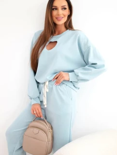 Dámský komplet máslíčko s výřezem ve tvaru srdce mátový