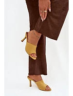 Dámské pantofle na jehle z eko semiše žluté Isolia