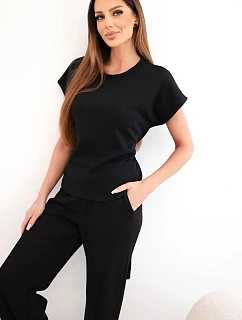 Dámský komplet z měkkého úpletu s halenkou s krátkým rukávem a kalhotami se širokými nohavicemi černý