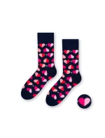 Vzorované pánské ponožky Steven art.136 Srdíčka