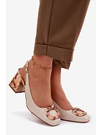 Kožené dámské sandály na podpatku s přezkou D&A LZ61-2010 Béžové Kožené dámské sandály na podpatku s přezkou D&A LZ61-2010 Béžové