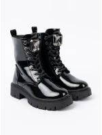 Pěkné   kotníčkové boty dámské platforma