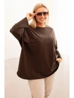 Dámská blůza Plus Size s bavlnou, kapsou a ohrnovacími rukávy hnědá