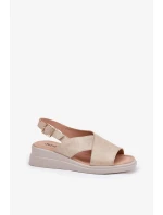 Bota na klínech model 211942 Step in style Bota na klínech model 211942 Step in style