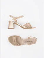 Moderní zlaté  sandály dámské na širokém podpatku