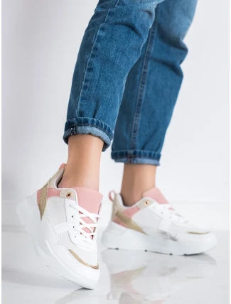 Výborné bílé dámské  tenisky bez podpatku