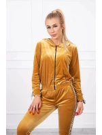 Velurová souprava s ozdobnými stuhami hořčicová