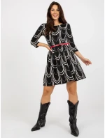 Dámské šaty LK SK 509089 černé a bílé Dámské šaty LK SK 509089 černé a bílé