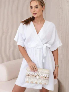 Mušelínové šaty s pasem bílý