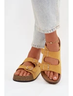 Dámské pantofle na korkové platformě se zlatými sponami Žluté Tovessa