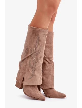 Zdobené Kozačky S Ohnutým Svrškem Na Podpatku Tmavě Béžové Ivilta