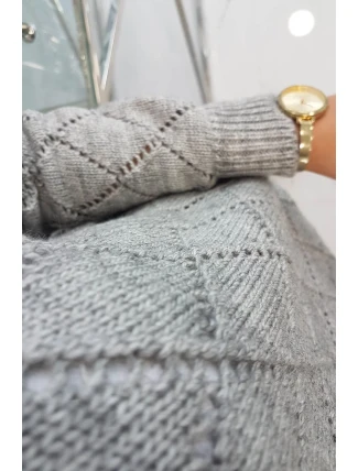 Svetr s polovičním rolákem a kosočtvercovým vzorem šedý Svetr s polovičním rolákem a kosočtvercovým vzorem šedý