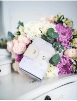 Charmant Anastasia Charmant Anastasia