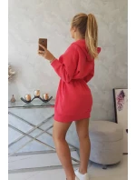 Zateplené šaty s kapucí v malinové barvě Zateplené šaty s kapucí v malinové barvě