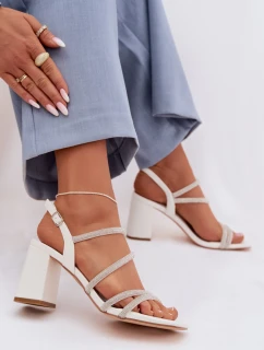 Dámské sandály na podpatku s pásky a kamínky Bílá Brelia