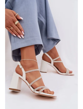 Dámské sandály na podpatku s pásky a kamínky Bílá Brelia