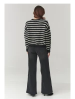 Svetr na zapínání  model 220764 Makadamia