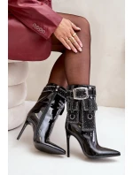 Zdobené Kotníkové Boty Z Lakované Eko Kůže Na Jehlovém Podpatku Černé Zdobené Kotníkové Boty Z Lakované Eko Kůže Na Jehlovém Podpatku Černé