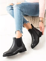 Módní kotníčkové boty dámské černé na plochém podpatku Módní kotníčkové boty dámské černé na plochém podpatku