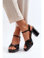Lakované černé dámské sandály na podpatku D&A MR38-668