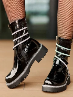 Lakované kotníkové boty s ozdobou černé Kikizelle