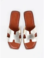 Krásné  nazouváky dámské zlaté na plochém podpatku