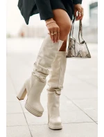 Nazouvací kozačky na podpatku a platformě s nařasením zateplené světle béžové Beridra