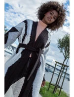 Dámský dlouhý Cardigan F1498 Černá s bílou mix - Fobya Dámský dlouhý Cardigan F1498 Černá s bílou mix - Fobya