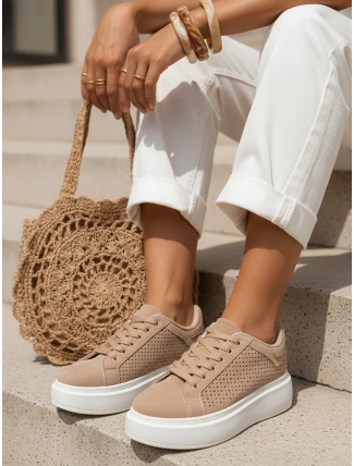 Béžové dámské tenisky na silné semišové podrážce basic FashionStreet ZY1373