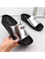 Dámské vestavěné ažurové sandály béžové Sabatina