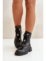 Eko Kožené Kotníkové Boty Workery Dámské S Přívěsky Černé Rianael Eko Kožené Kotníkové Boty Workery Dámské S Přívěsky Černé Rianael