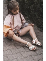 Dětské Sandálky S Přezkou S Květinami Bílé Nestalee Dětské Sandálky S Přezkou S Květinami Bílé Nestalee